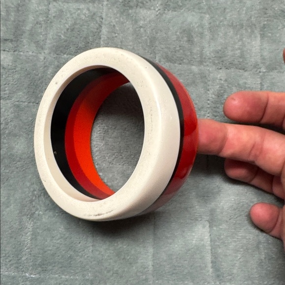 Vintage Plastic Bangle Bracelet, Multicolor, Striped, Abstract, Retro, Boho - Picture 4 of 11